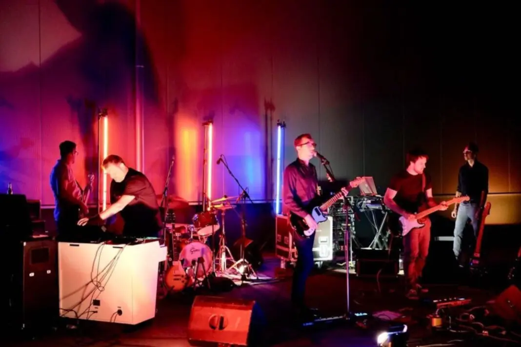 NOISEBOX – MUSIC, PEOPLE & DRINKS