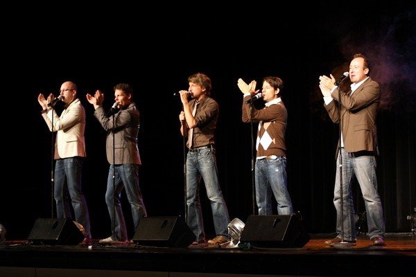 Konzert der A-Cappella Gruppe Basta in Attendorn Stadthalle 2010 Konzert der A-Cappella Gruppe Basta in Attendorn Stadthalle 2010