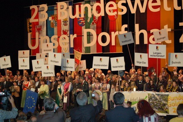 Golddorf Niederhelden Siegerehrung Berlin 2011