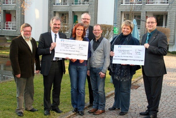 Camino Hospitzdienst erhält Spende vom Lionsclub Attendorn 2011 Camino Hospitzdienst erhält Spende vom Lionsclub Attendorn 2011