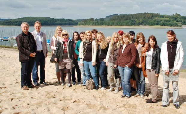 Schulklasse Stranbad Waldenburg Schulklasse Stranbad Waldenburg 2011