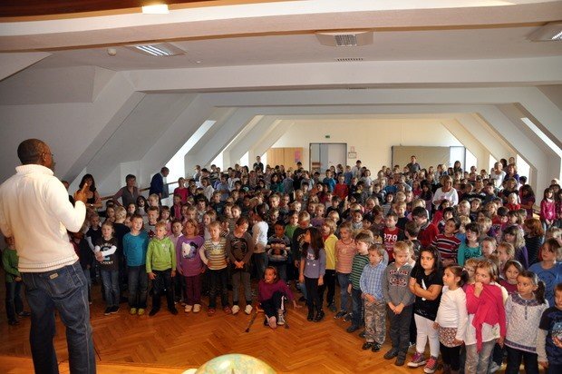Spendenuebergabe - Sonnenschule Attendorn 2011 Spendenuebergabe - Sonnenschule Attendorn 2011