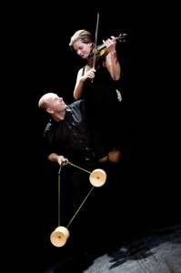 Juggling meets Violin - Gauklerfest Attendorn Juggling meets Violin - Gauklerfest Attendorn