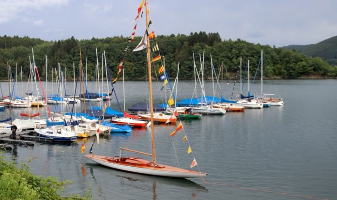 YCL-PM-TagDerOffenenTuer-1 Attendorner Geschichten - Yacht-Club Lister
