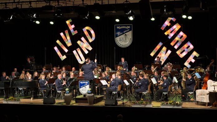 20160409_201714_hr8_2841 attendorner geschichten - musikverein lichtringhausen