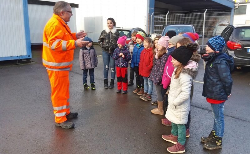 Mülltrennung - Sonnenschule Neu-Listernohl