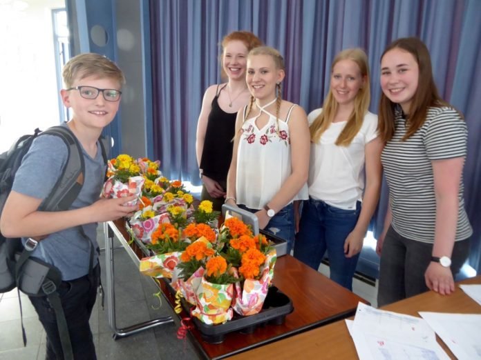 SUG_SV-Muttertagsaktion attendorner geschichten - st. ursula gymnasium muttertag