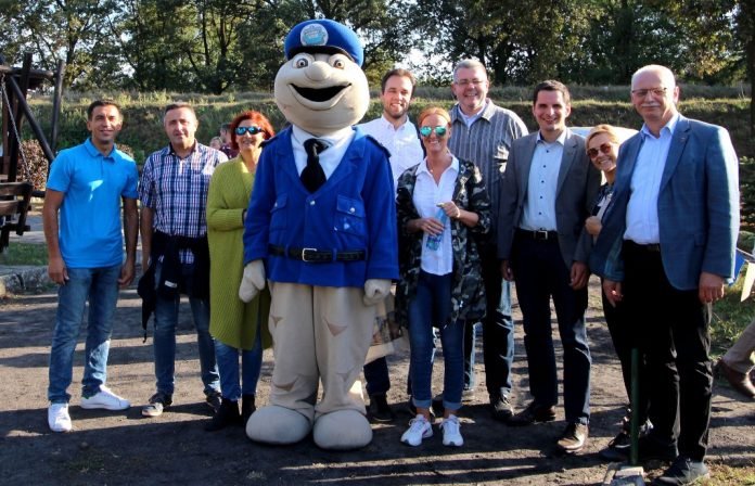 Kleine Gruppe Kartoffelpolizist1 attendorner geschichten - rawicz