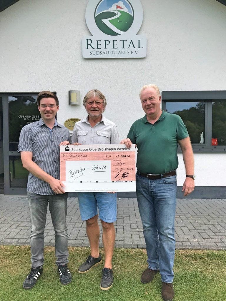 Golfclub Repetal - Spende - Bonga-Schule