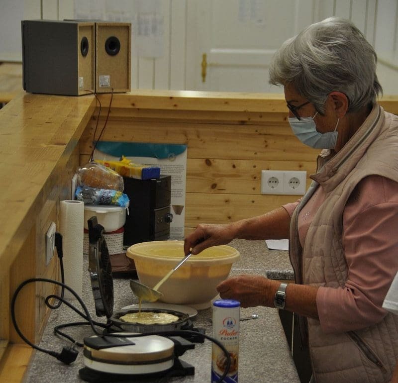 Sahne-Waffeln, ein Pott Kaffee und gute Gespräche 1 dsc 0002