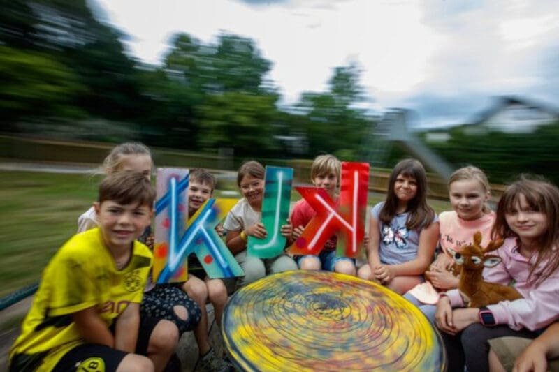 250 Kugeln Eis zum Start des neuen Schuljahres 1 kjk eisaktion 2
