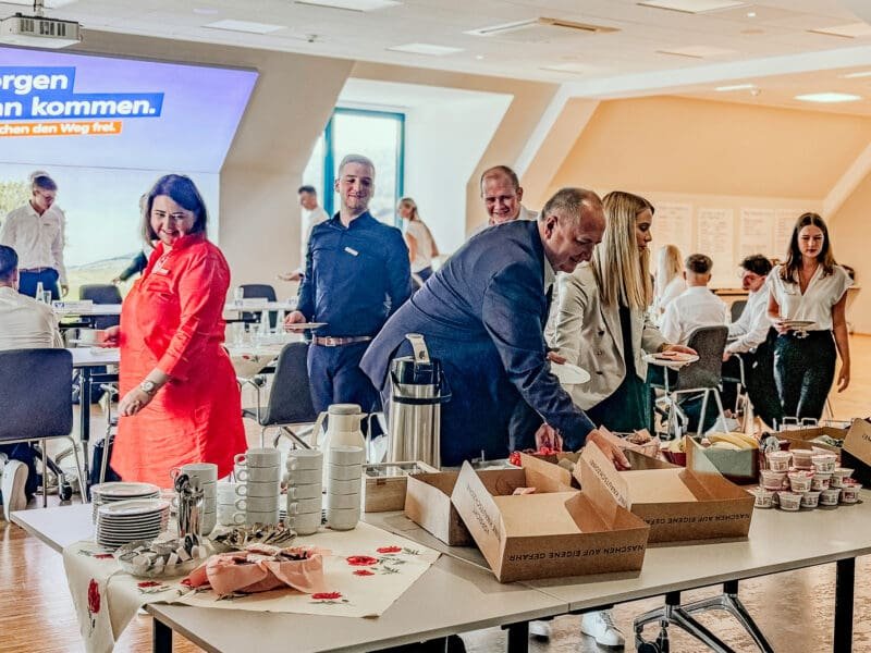 Ein Frühstück mit Zukunft 1 pm vbs azubistart fruehstueck foto 240806