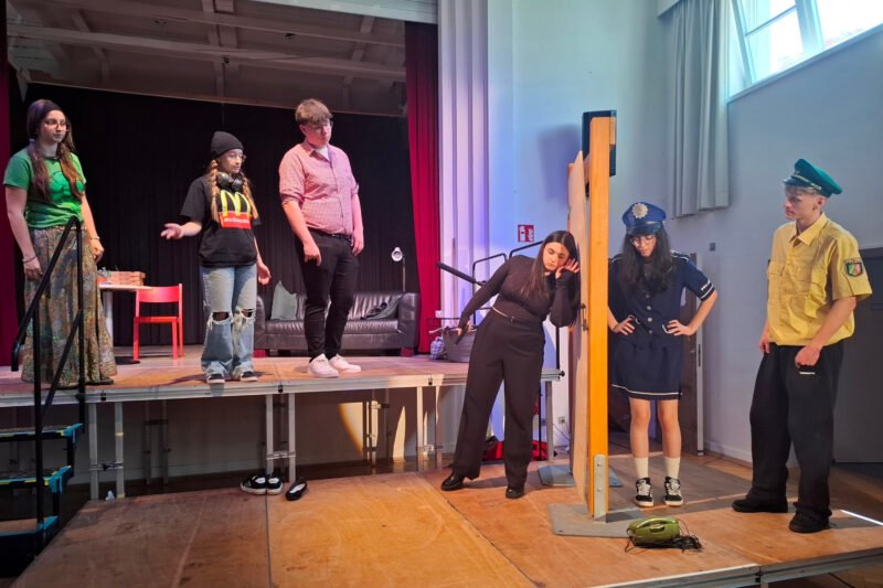 „Doof gelaufen“ von Nils Heininger 1 sug doof gelaufen 6