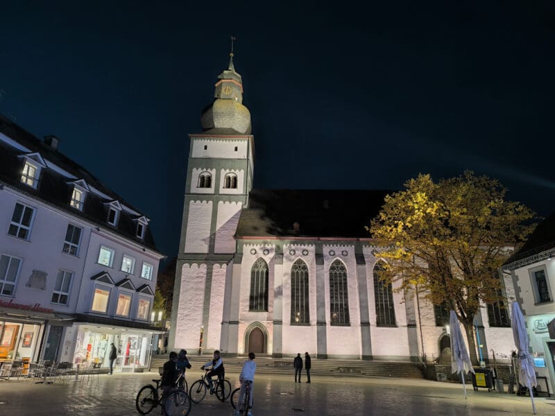 Familienführung durch das herbstliche Attendorn 4 img 20251030 175951