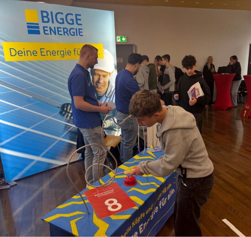 Erfolgreiche Berufsmesse Attendorn begeistert Schüler, Aussteller und Besucher 4 img 5357