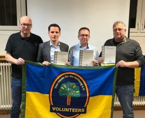 Ausrangiertes Feuerwehrfahrzeug aus Attendorn nun in der Ukraine 1 ukrainehilfe danke scaled e1770974245378