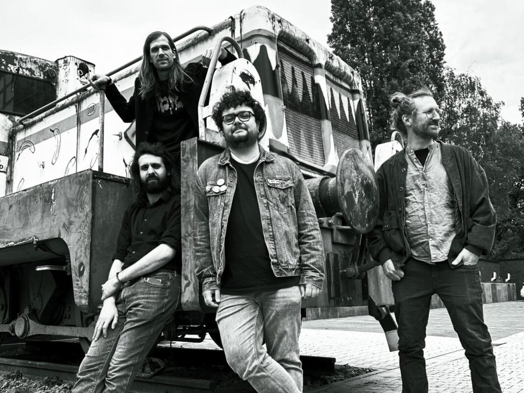 „Der Neue Planet“ und „Brandlast“ Live im Studio A