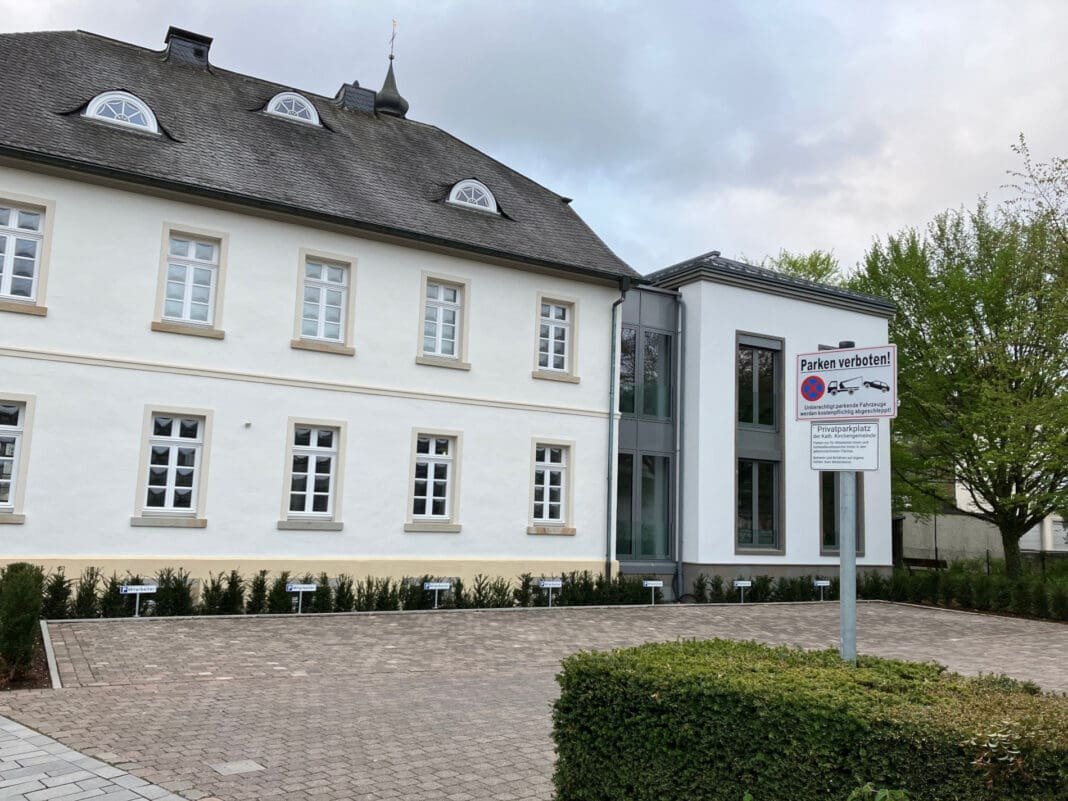 Parkplatz Truchseßgasse KEIN öffentlicher Parkplatz