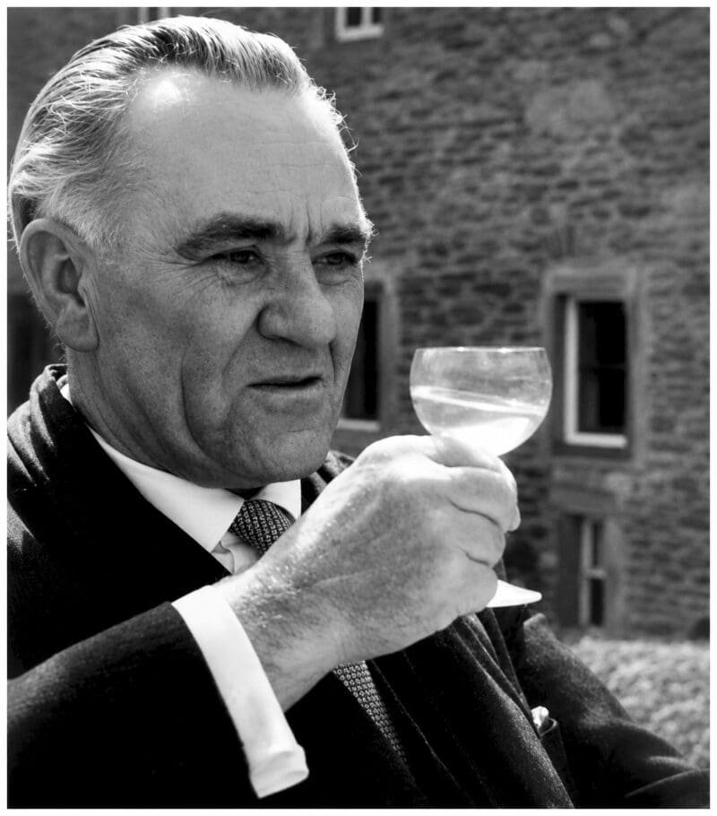 Norbert Bilsing pachtete im Jahr 1928 die Burg Schnellenberg