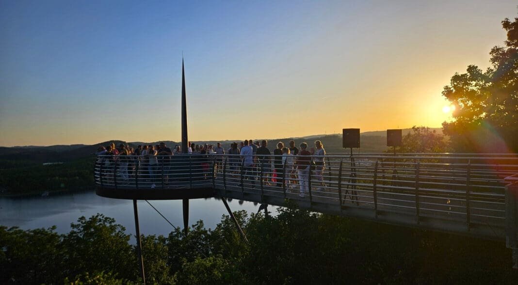 Chillout-Abend des SGV am Biggeblick lockte viele Besucher an