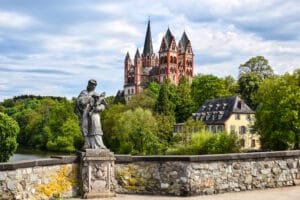 Mit dem SGV Abteilung Attendorn nach Limburg 1 adobestock 169280699