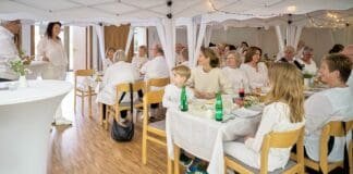 dinner in weiss